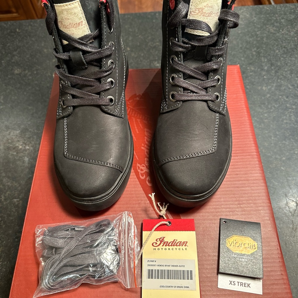 Indian Motorcycle Women's Leather Bryant Sneaker, Black - Worn Once